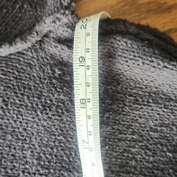 S/M Pure Handknit Sweater - Picture 14 of 16